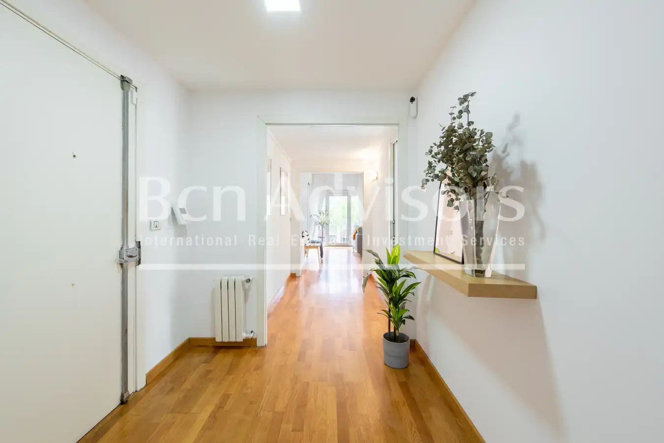 Wohnung zum Verkauf in Barcelona mit Klimaanlage, Heizung und Parkett
