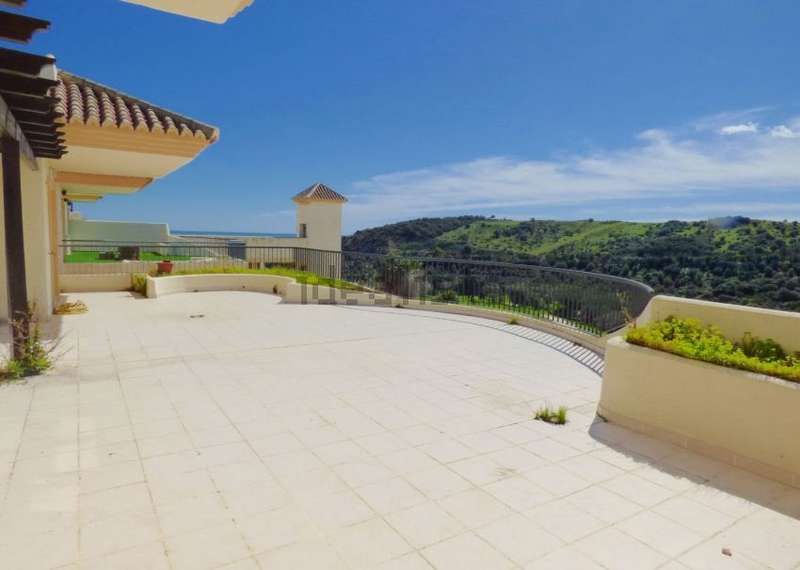 Attic for sale in club golf san roque, San Roque Pueblo