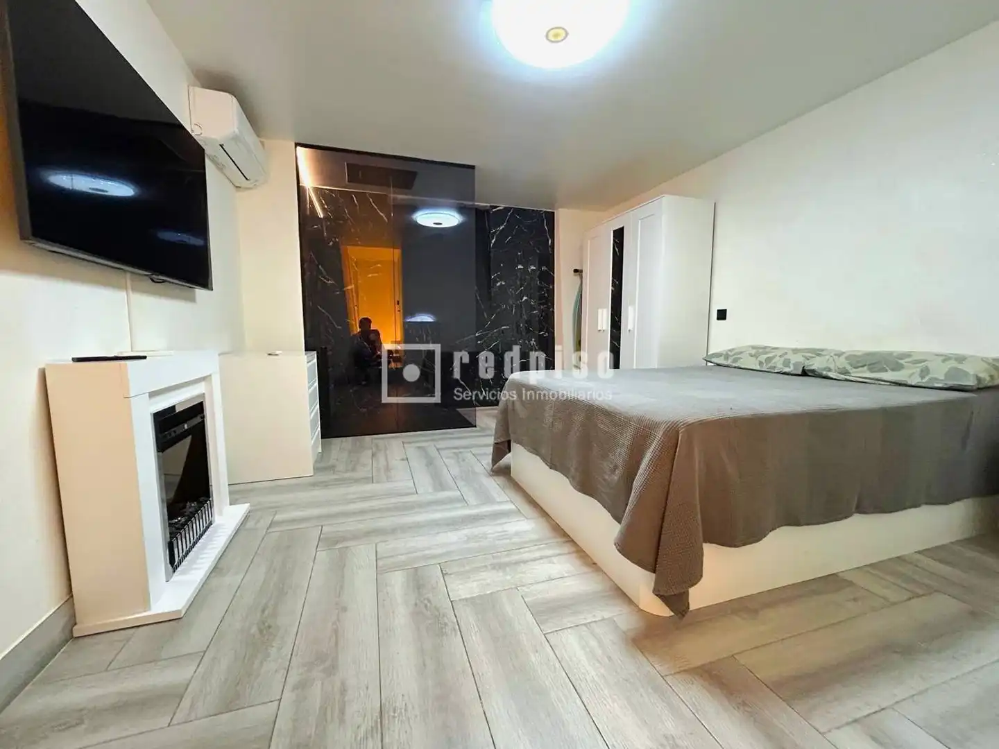 Habitación de Piso en venta en Madrid con Aire acondicionado