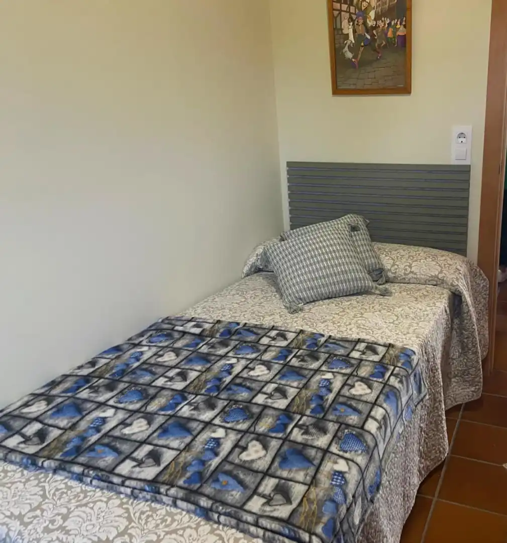 Schlafzimmer von Country house zur Miete in Barro mit Heizung, Möbliert und Waschmaschine