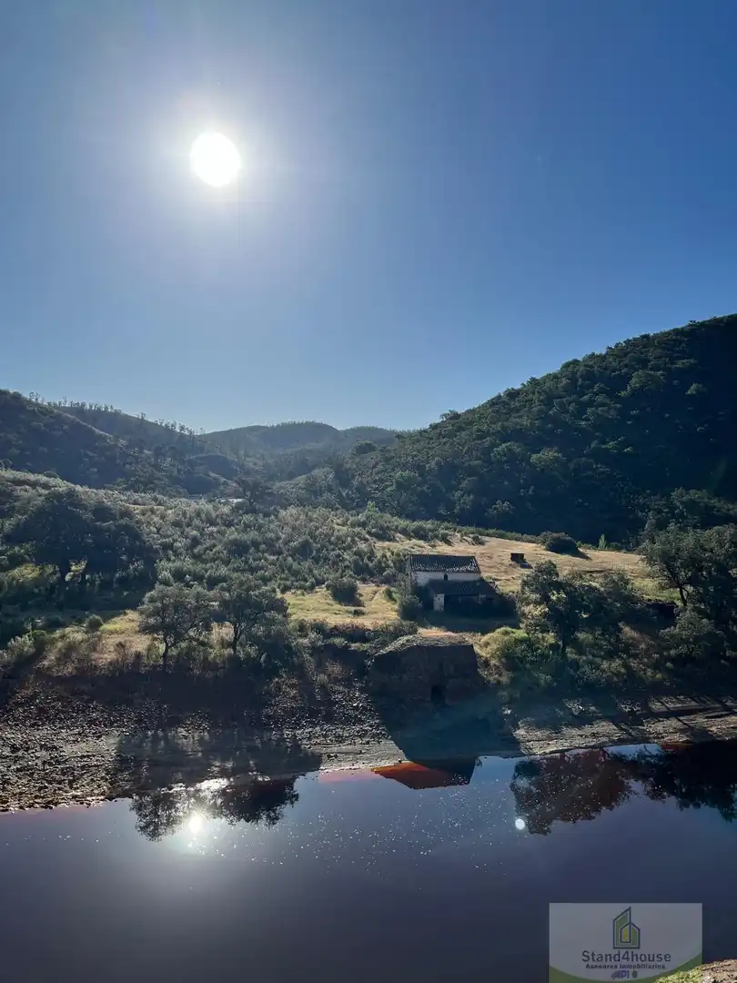 Vista exterior de Finca rústica en venta en Berrocal
