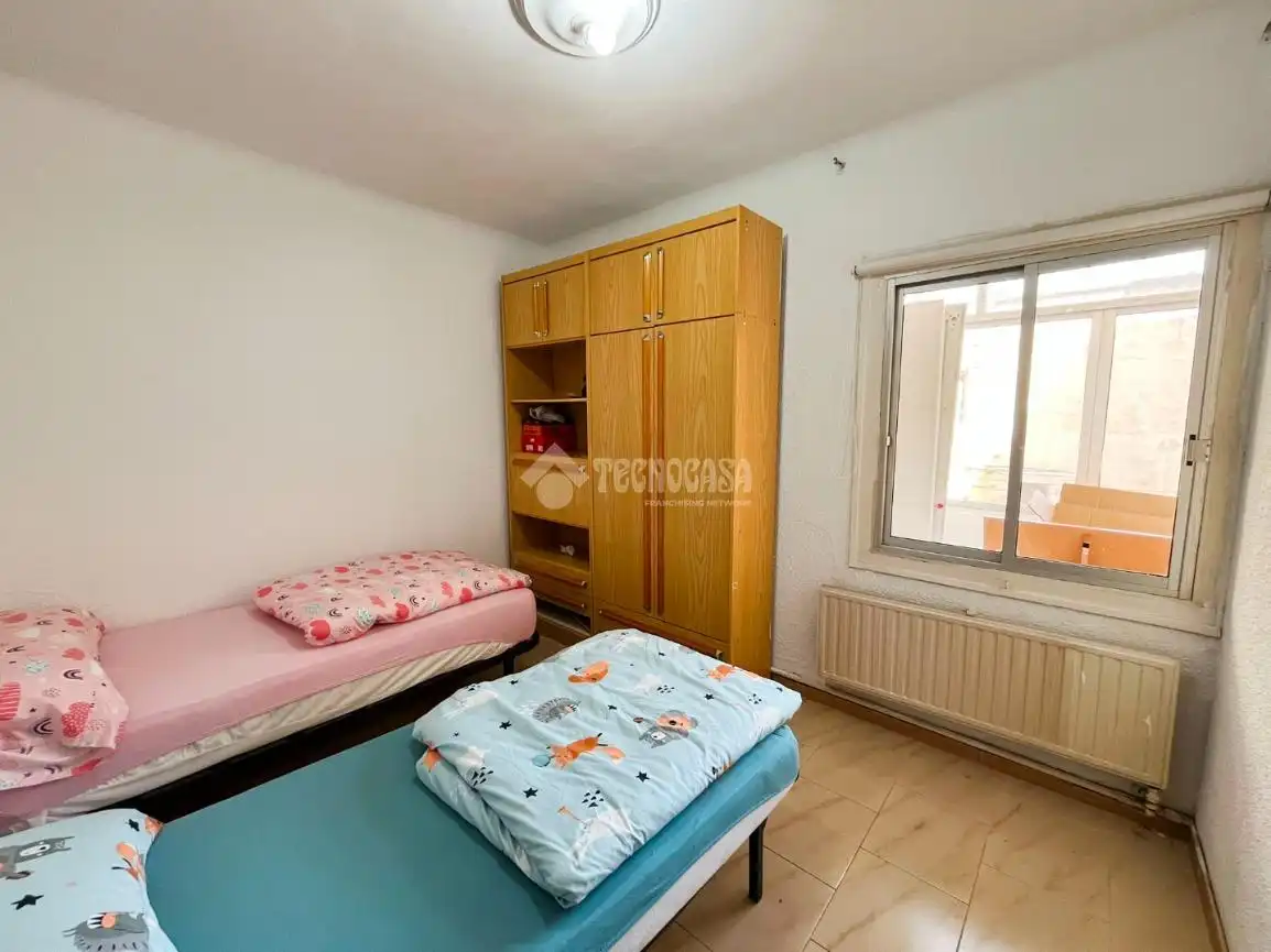 Habitación de Piso en venta en Alagón con Balcón