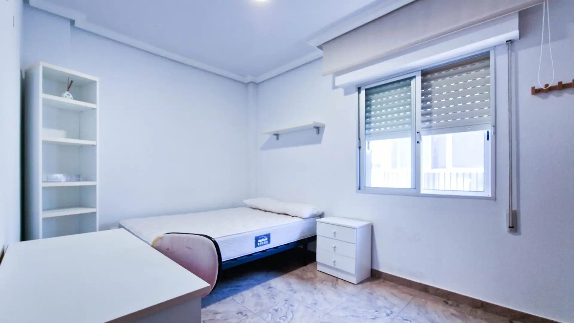 Bedroom of Flat for rent in Badajoz