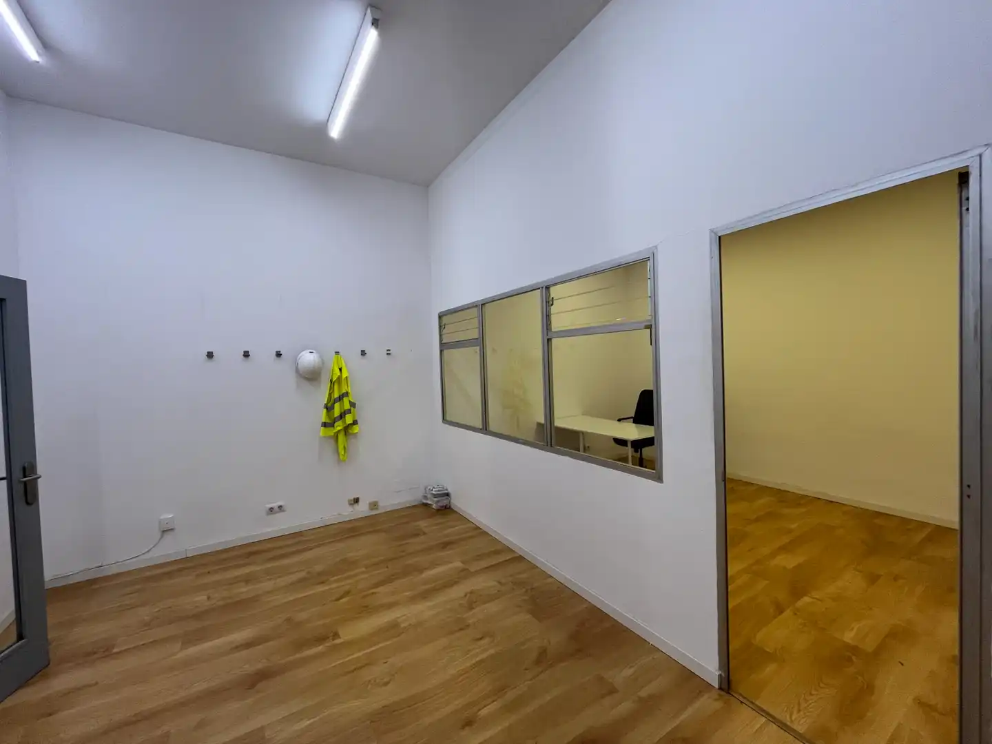 Local de alquiler en Girona con Aire acondicionado