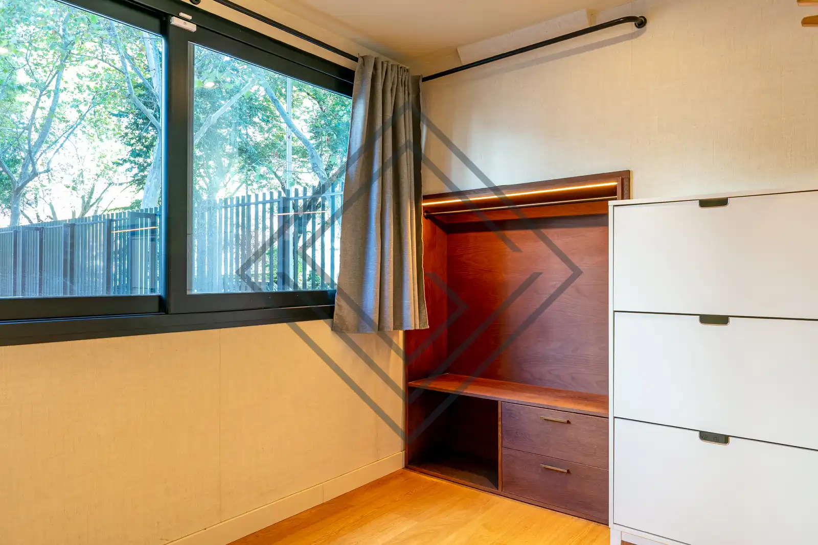 Bedroom of Office for sale in Madrid