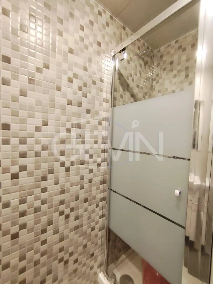 Baño de Piso en venta en Santa Perpètua de Mogoda con Aire acondicionado, Calefacción y Parquet