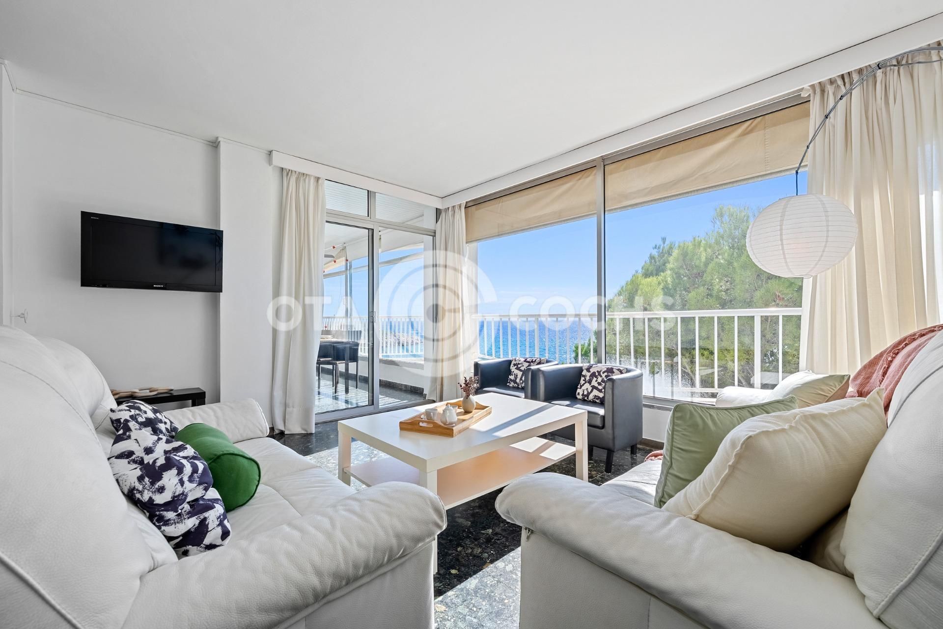 Sala d'estar de Pis en venda en Salou amb Aire condicionat, Calefacció i Jardí privat