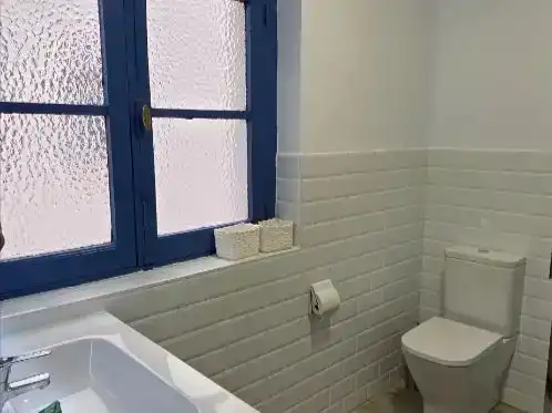 Badezimmer von Wohnung zur Miete in Oviedo 