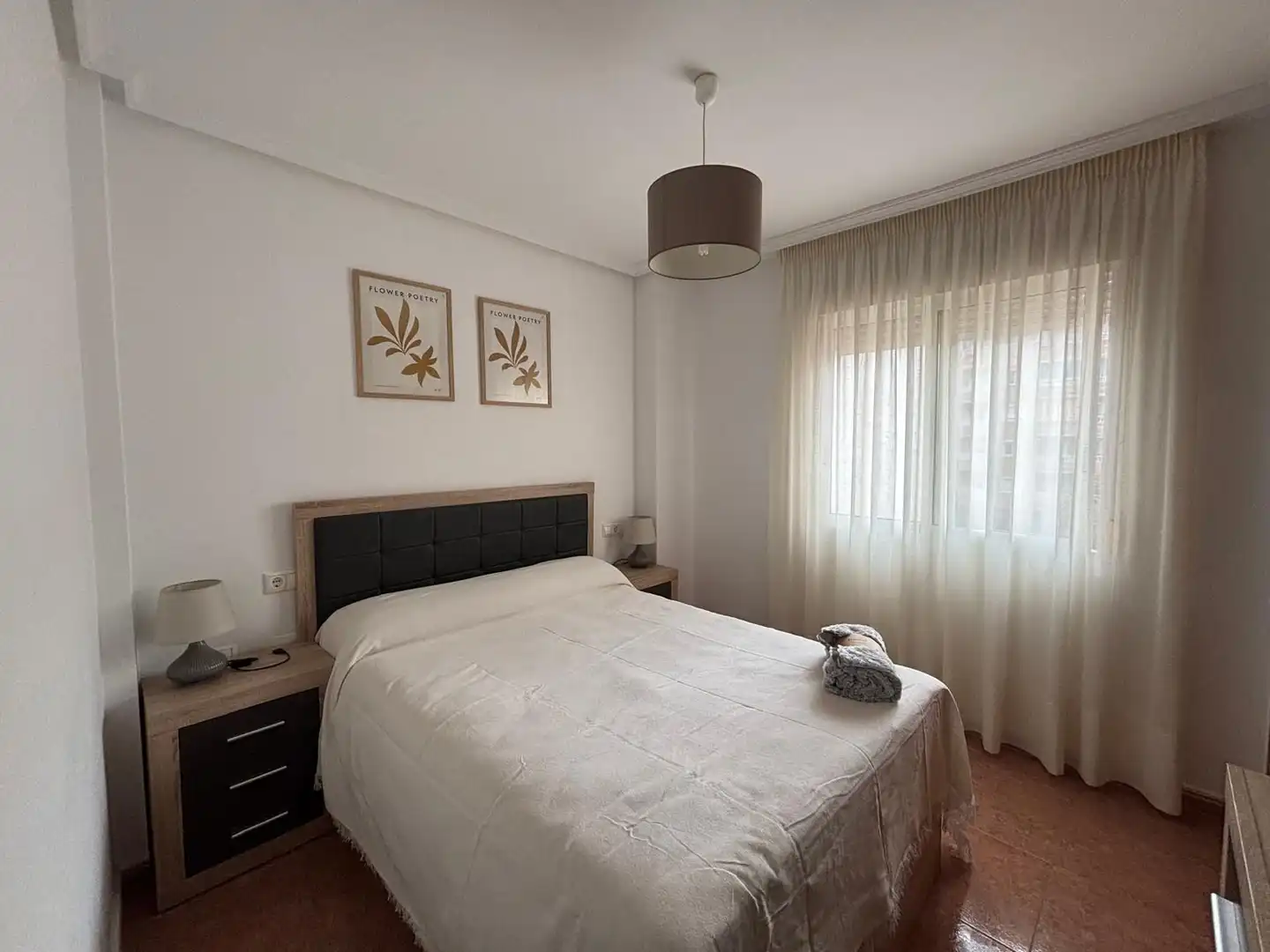 Schlafzimmer von Wohnung zur Miete in Torrevieja mit Klimaanlage, Heizung und Terrasse