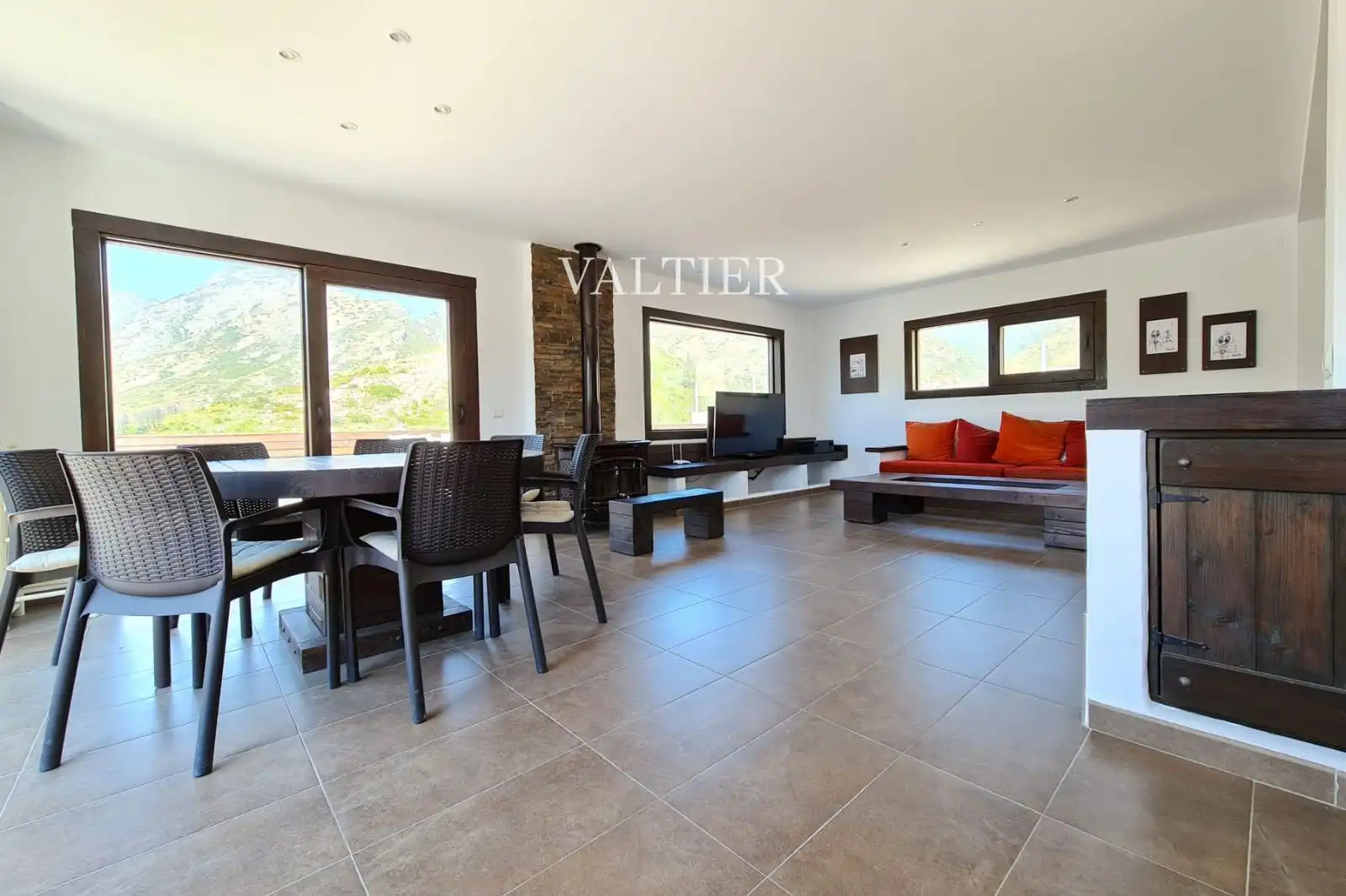Sala d'estar de Casa o xalet en venda en Gandia amb Aire condicionat, Piscina i Moblat