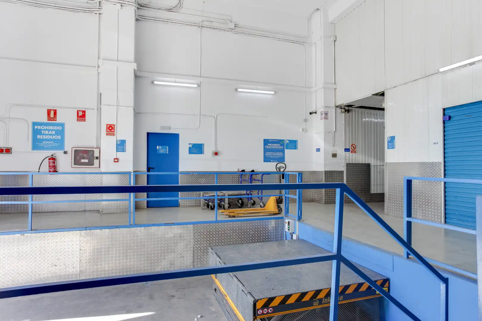Traster de lloguer a Travessera Industrial, 95, Centre