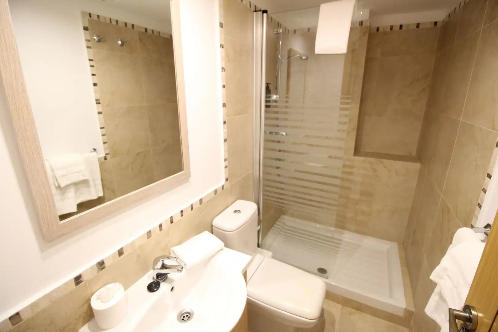 Bathroom of Apartments for sale in Manilva  with Air Conditioner, Heating and Terrace