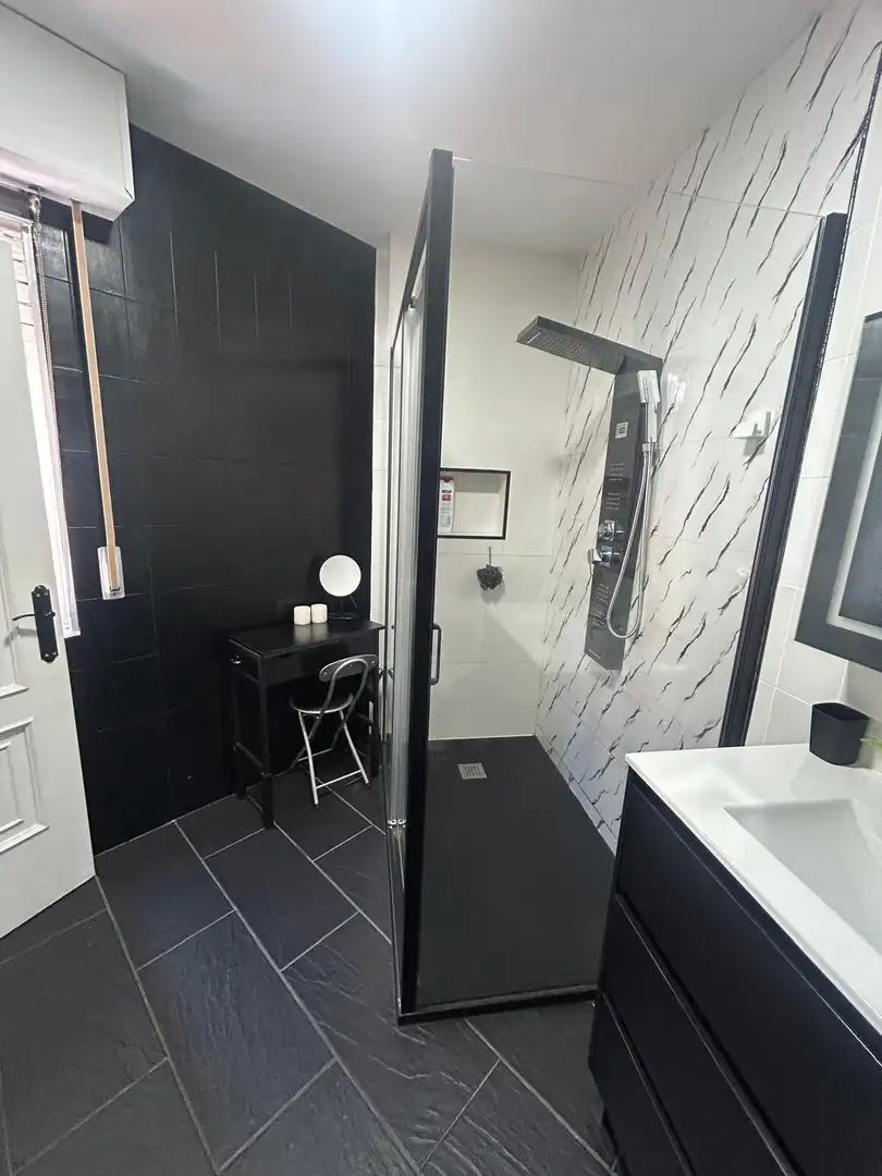 Piso con ascensor en venta en Santa Uxía de Ribeira, imagen 14