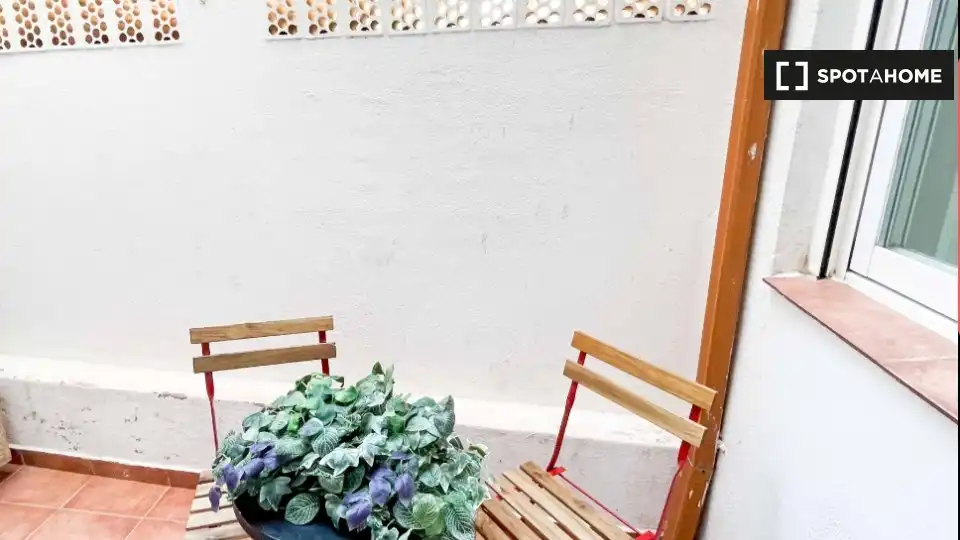 Balcony of Flat for rent in Madrid  with Air Conditioner, Heating and Furnished
