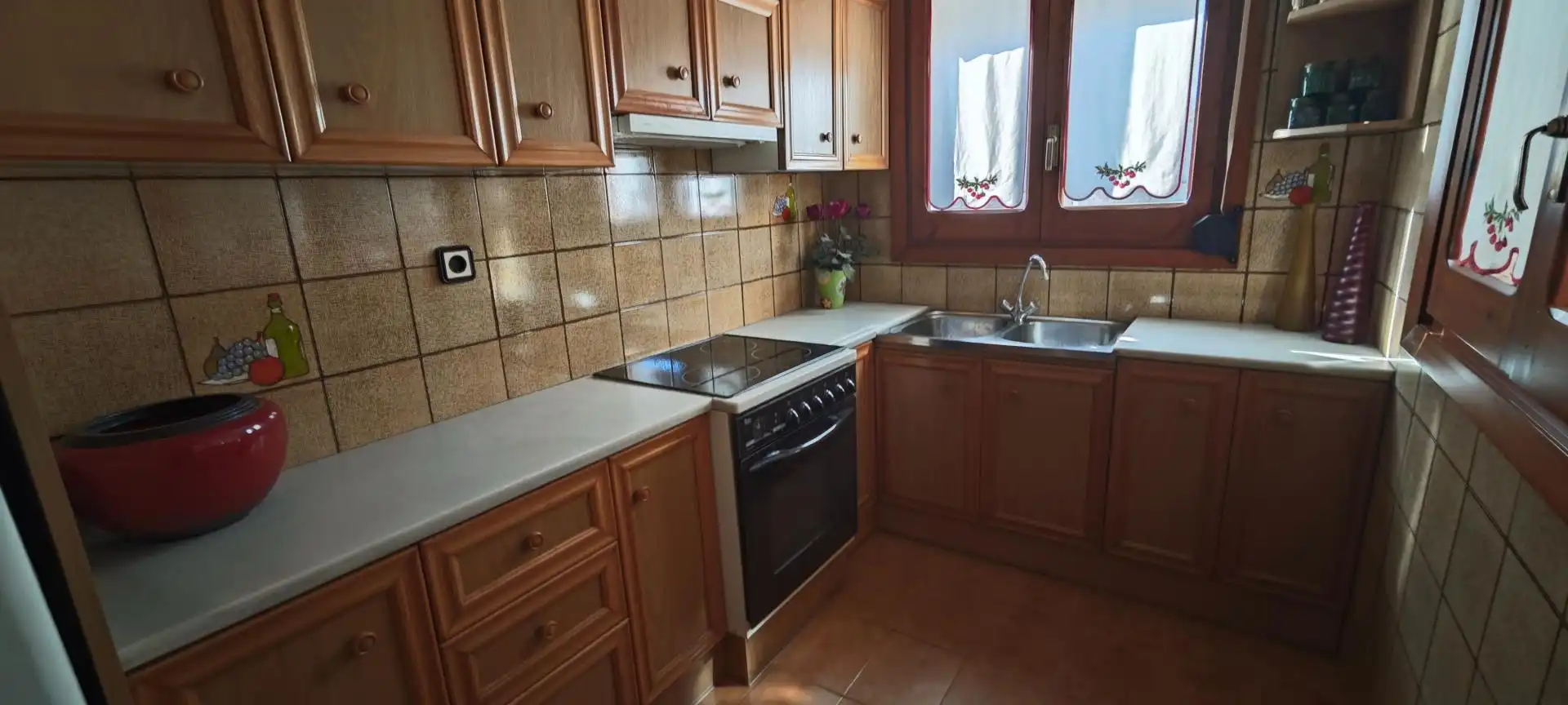 Cuina de Casa adosada en venda en Riba-roja d'Ebre amb Aire condicionat, Calefacció i Terrassa