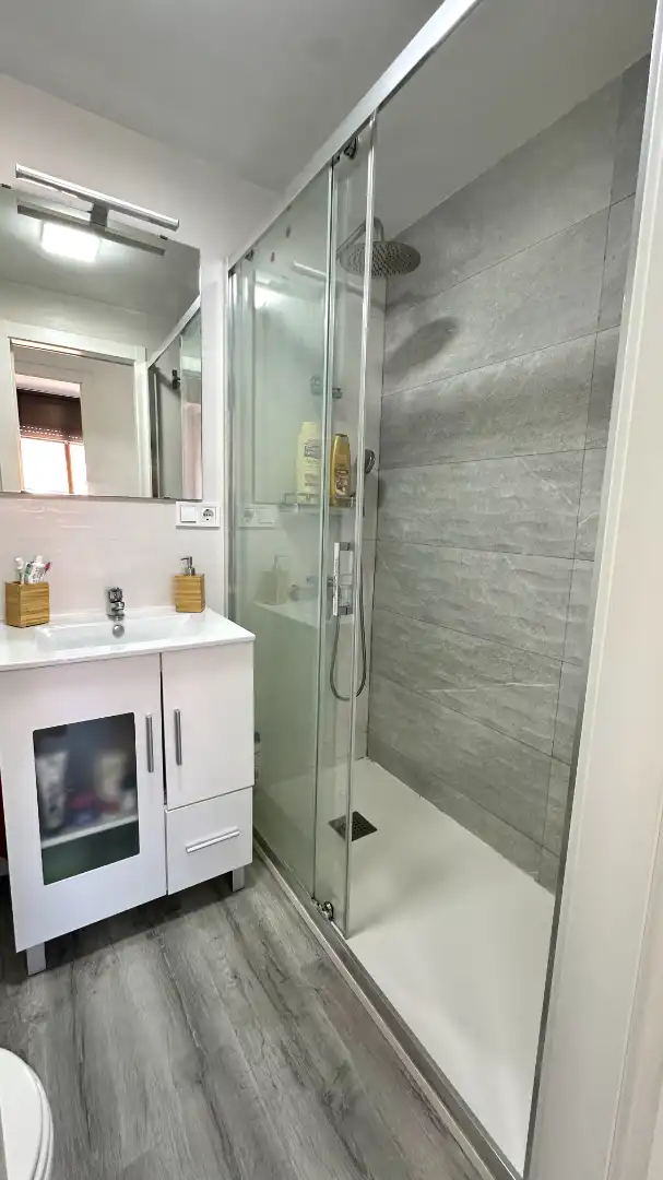 Bathroom of Attic for sale in Badalona  with Air Conditioner, Heating and Parquet flooring
