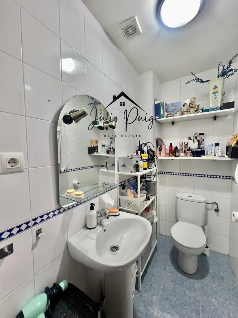 Bathroom of Detached homes for sale in Coria del Río  with Air Conditioner and Balcony