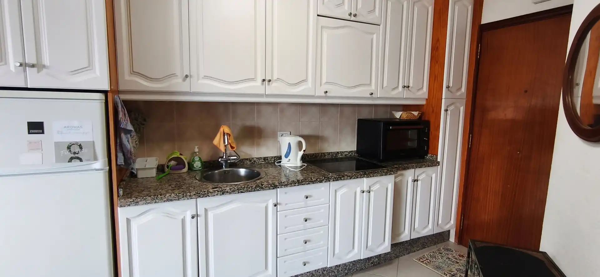 Cocina de Apartamento de alquiler en Candelaria con Amueblado, Horno y Lavadora