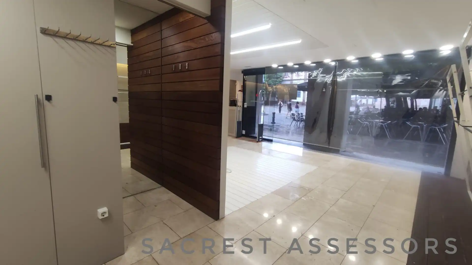Local comercial en alquiler en Plaça de Prat de la Riba, imagen 5