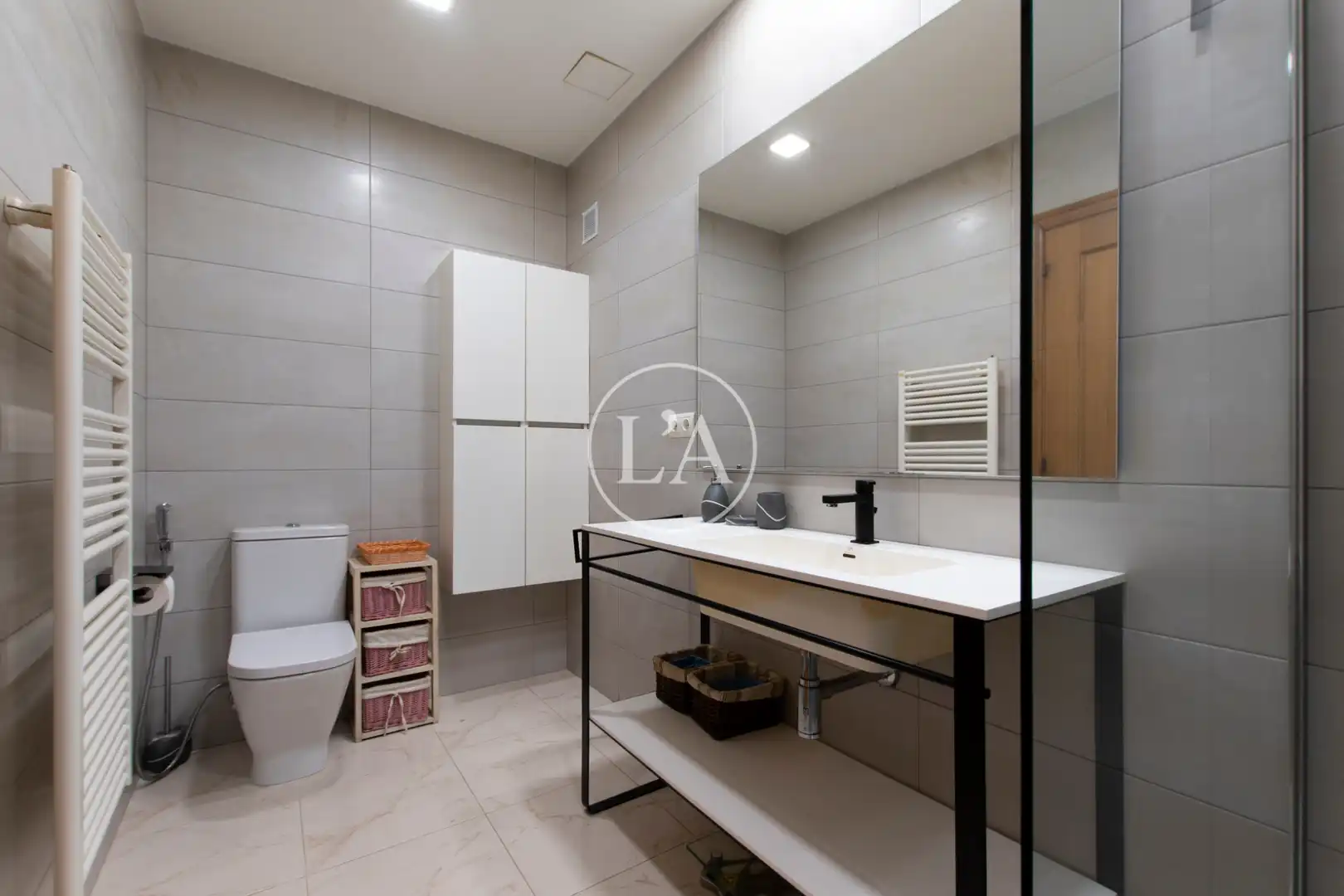 Semi-detached house with terrace for sale in Carrer d'Alexandre Galí, imagen 36