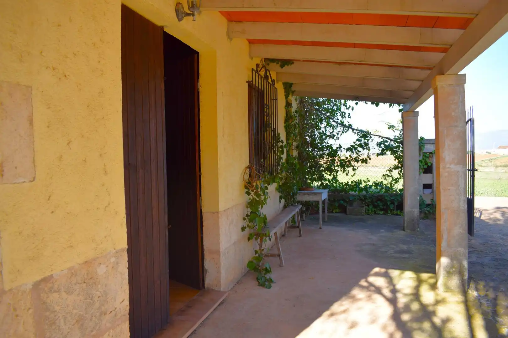 Casa rústica amb terrassa en venda a Muro, imagen 4