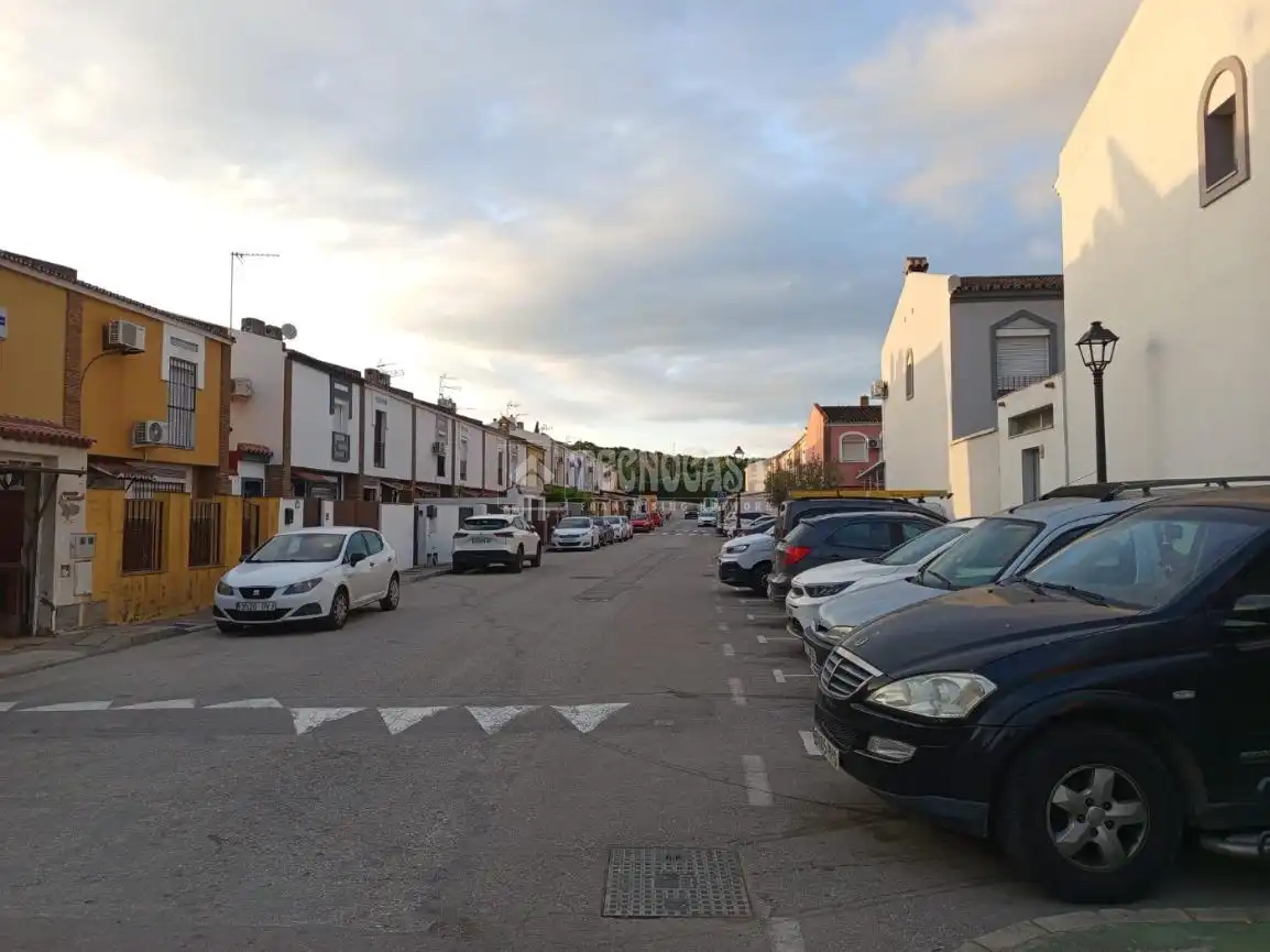 Exterior view of Detached homes for sale in San Roque