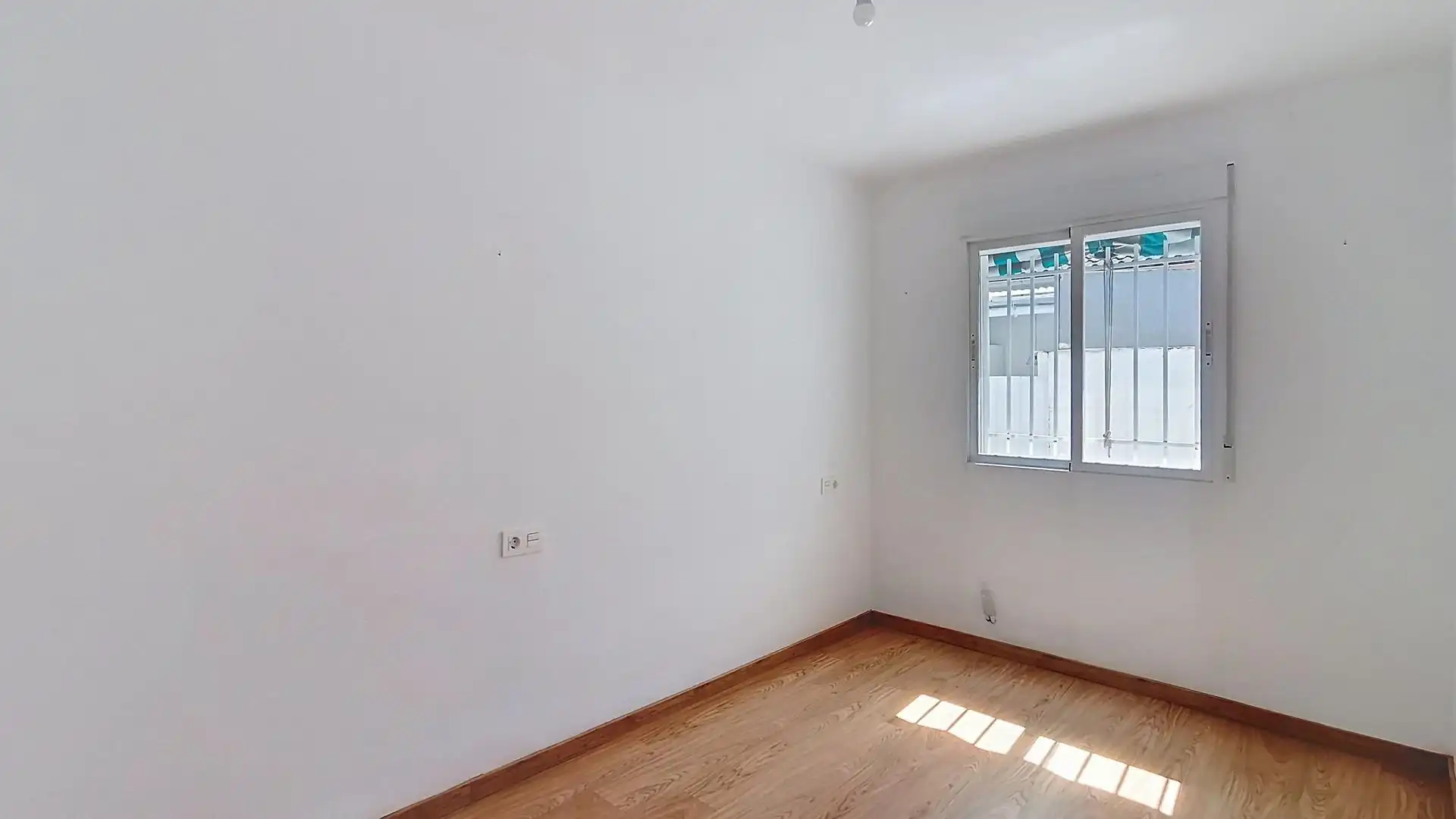 Habitación de Casa adosada de alquiler en Armilla con Aire acondicionado, Calefacción y Terraza