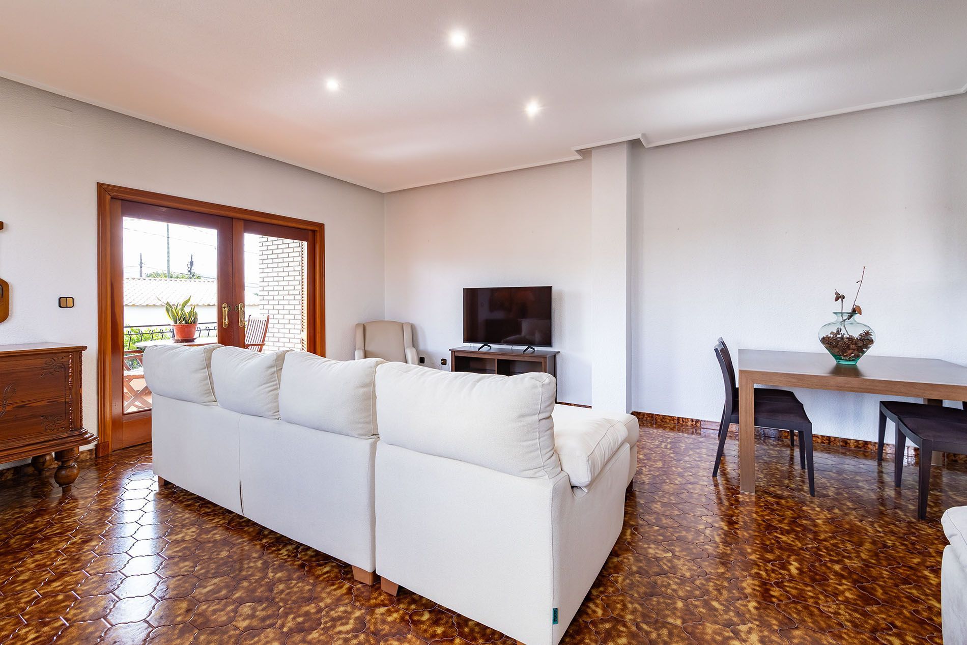 Sala d'estar de Casa o xalet en venda en  Murcia Capital amb Aire condicionat, Jardí privat i Terrassa