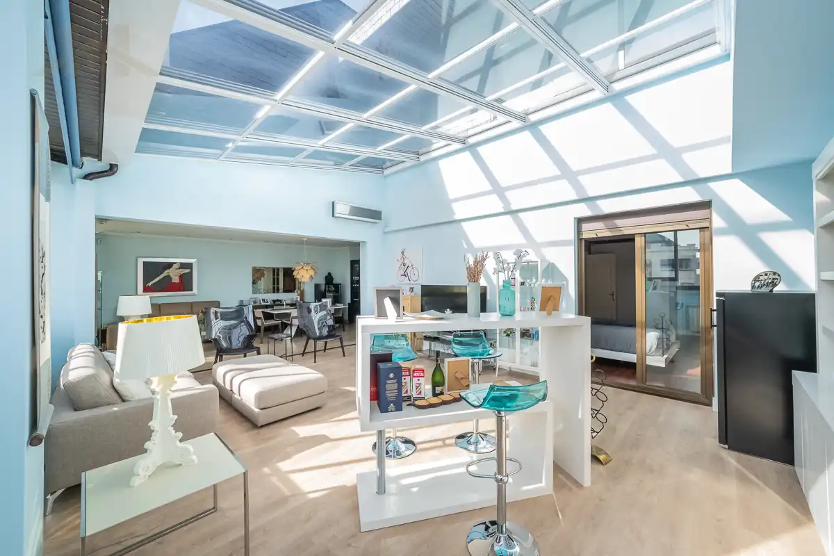 Sala de estar de Dúplex en venta en Majadahonda con Aire acondicionado, Calefacción y Parquet