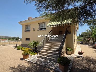 Villa con piscina in vendita a Santa Ana
