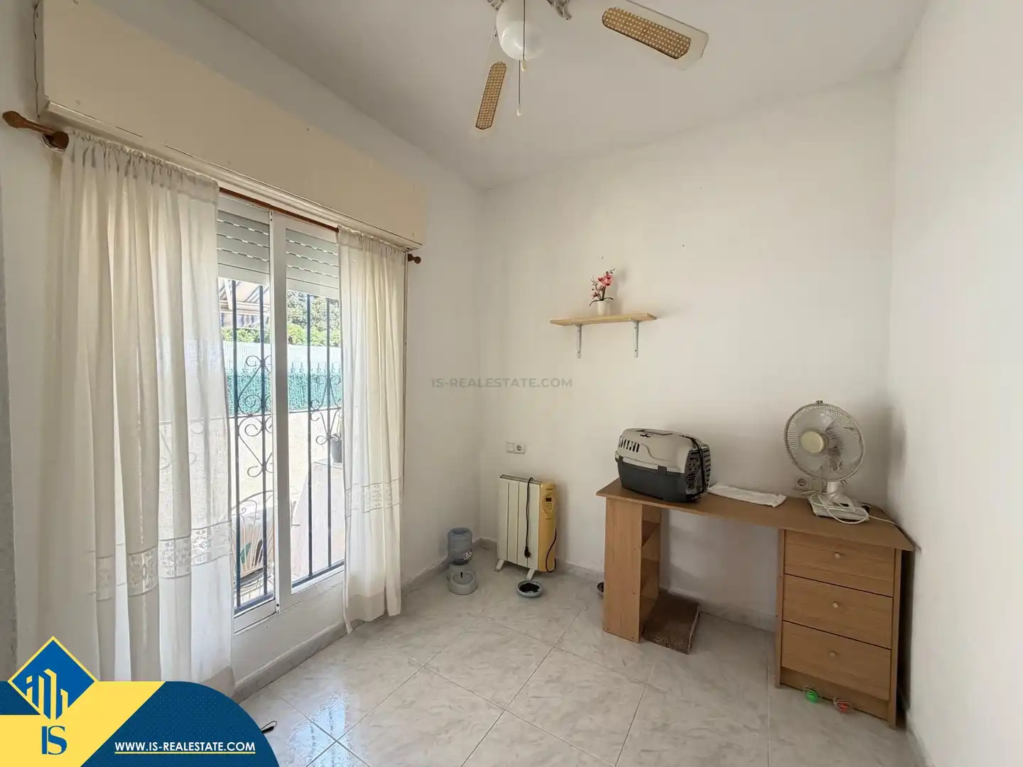 Dormitori de Casa o xalet en venda en Torrevieja amb Aire condicionat, Terrassa i Traster