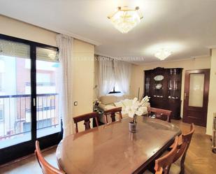Dining room of Flat to rent in Salamanca Capital  with Parquet flooring, Furnished and Oven