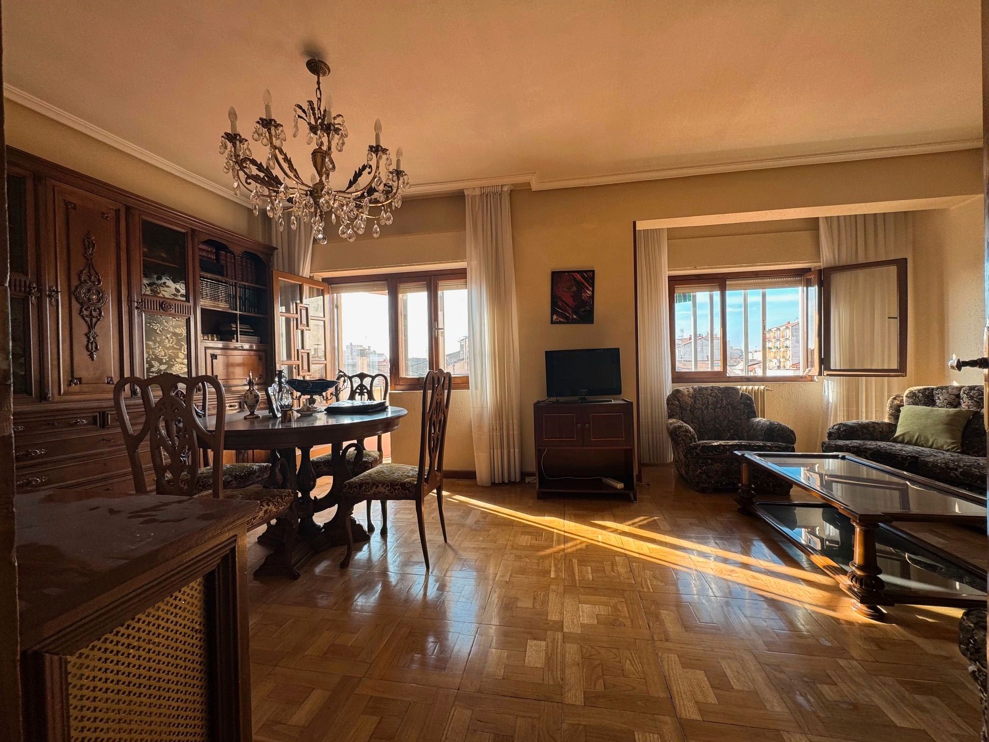 Living room of Flat for sale in Íscar  with Heating, Private garden and Parquet flooring