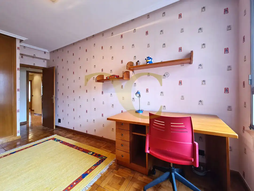 Bedroom of Flat for sale in Oviedo   with Heating