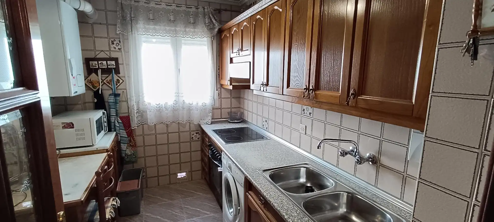 Cocina de Piso en venta en Valladolid con Calefacción, Parquet y Trastero