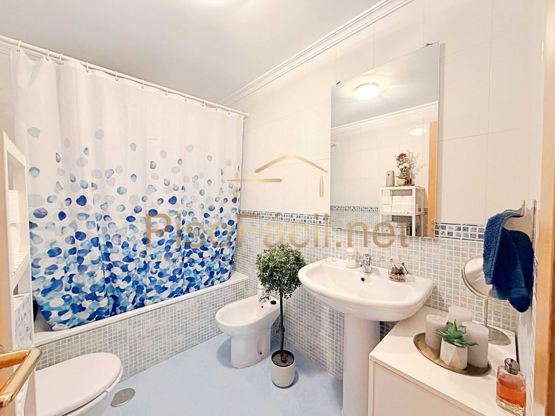 Bany de Pis en venda en Seseña amb Calefacció, Parquet i Terrassa