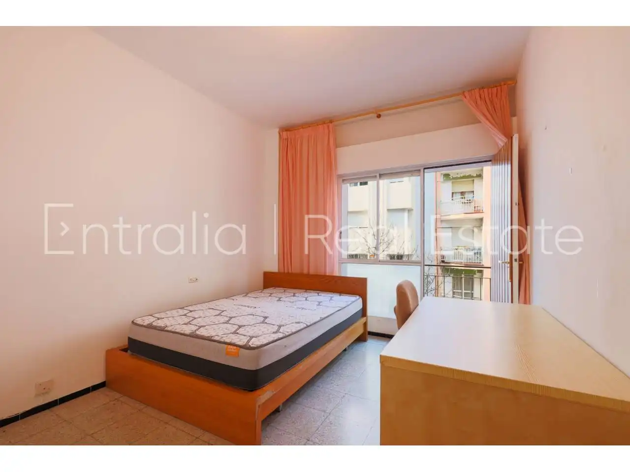Appartamento con terrazza in vendita a Calle Francesc de Ciurana, imagen 12