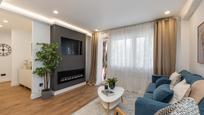 Living room of Flat for sale in  Madrid Capital  with Air Conditioner