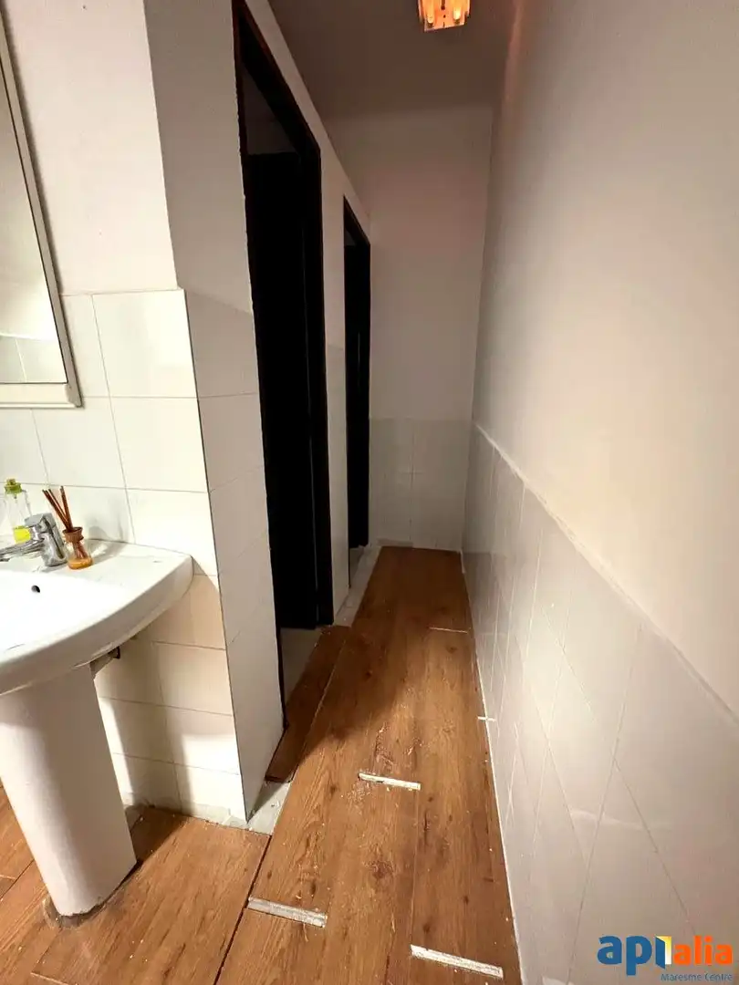Baño de Local en venta en Premià de Mar
