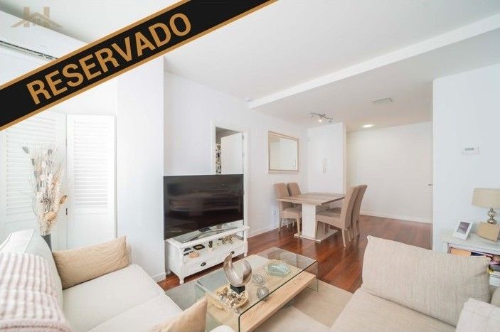 Living room of Flat for sale in Majadahonda  with Air Conditioner, Heating and Storage room