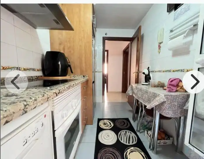 Cuina de Planta baixa en venda en Dos Hermanas amb Aire condicionat i Terrassa