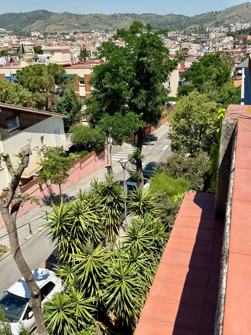 Vista exterior de Casa o chalet en venta en Barcelona con Calefacción, Jardín privado y Terraza