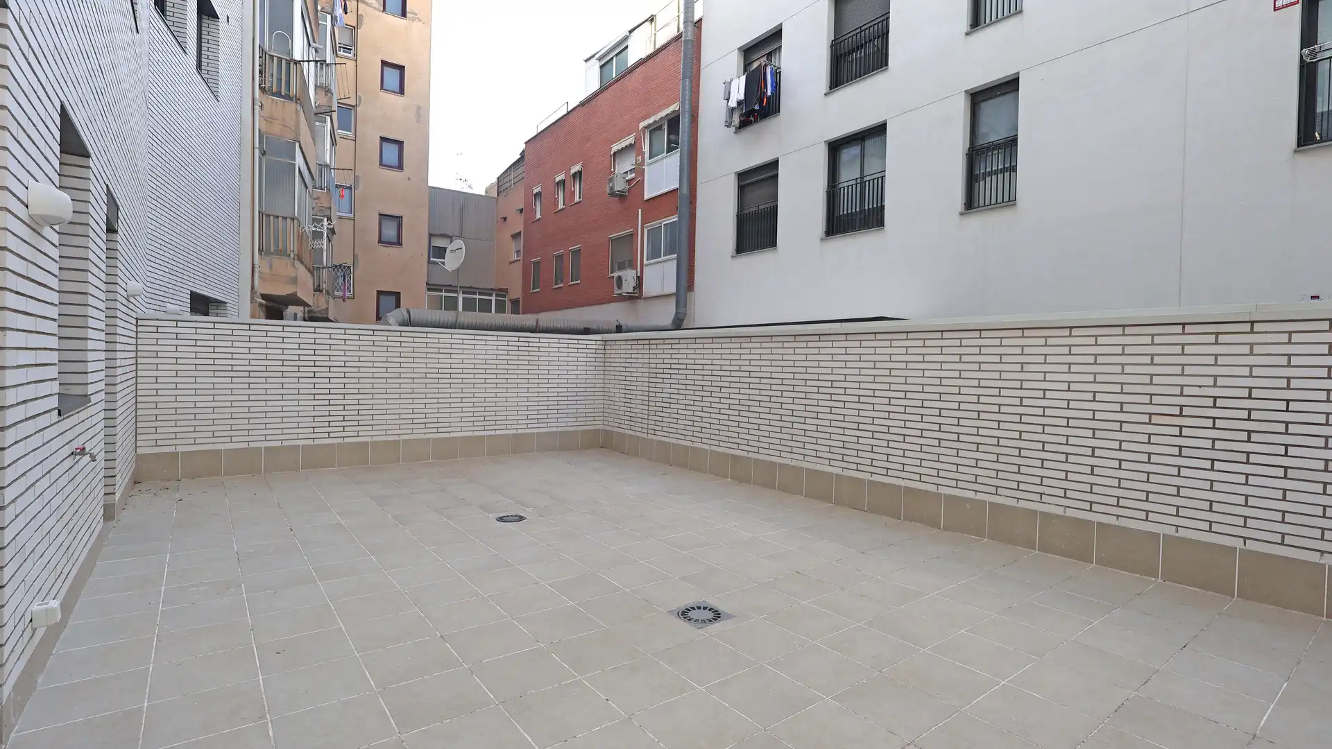 Terrace of Planta baja for sale in L'Hospitalet de Llobregat  with Terrace and Storage room