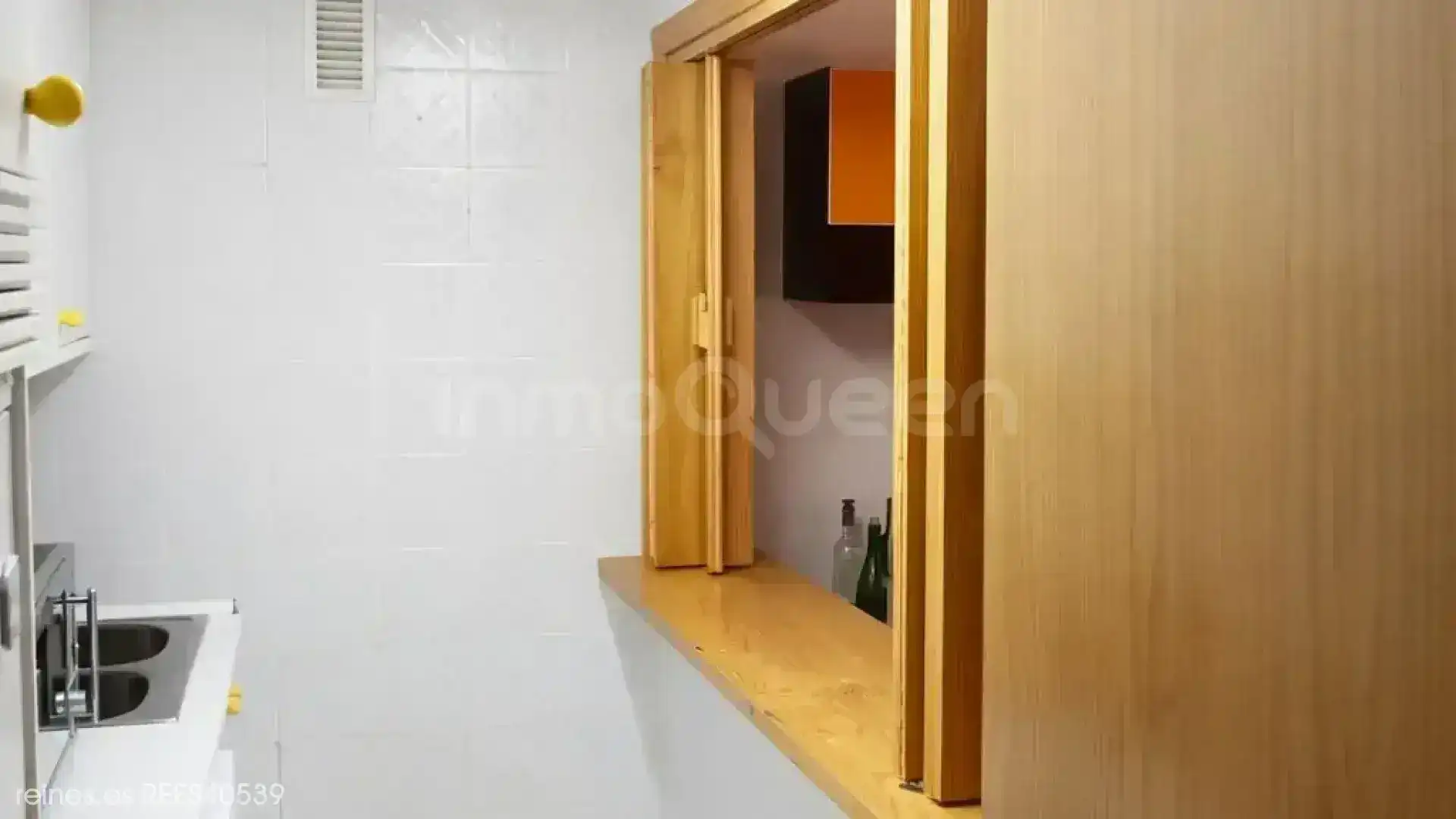 Cocina de Piso en venta en Jaca con Calefacción, Terraza y Amueblado