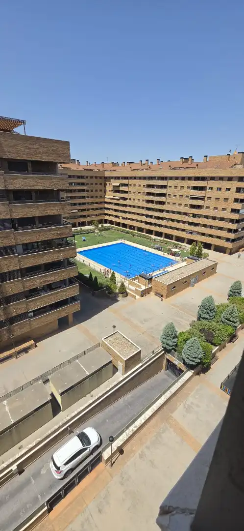 Schwimmbecken von Wohnung zum Verkauf in Seseña mit Klimaanlage, Heizung und Terrasse
