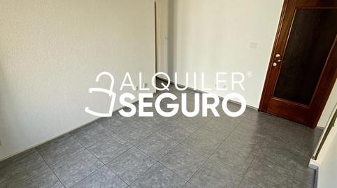 Photo 2 of Flat to rent in La Alameda, Casco Antiguo, Madrid