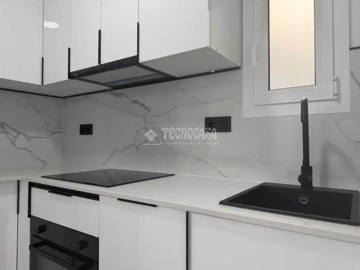Cocina de Piso en venta en Barcelona con Aire acondicionado y Balcón