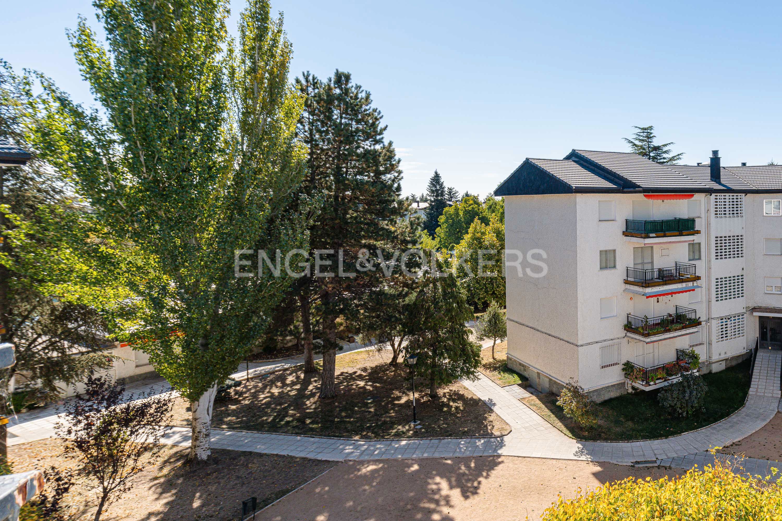 Exterior view of Apartment for sale in Guadarrama  with Heating, Terrace and Balcony