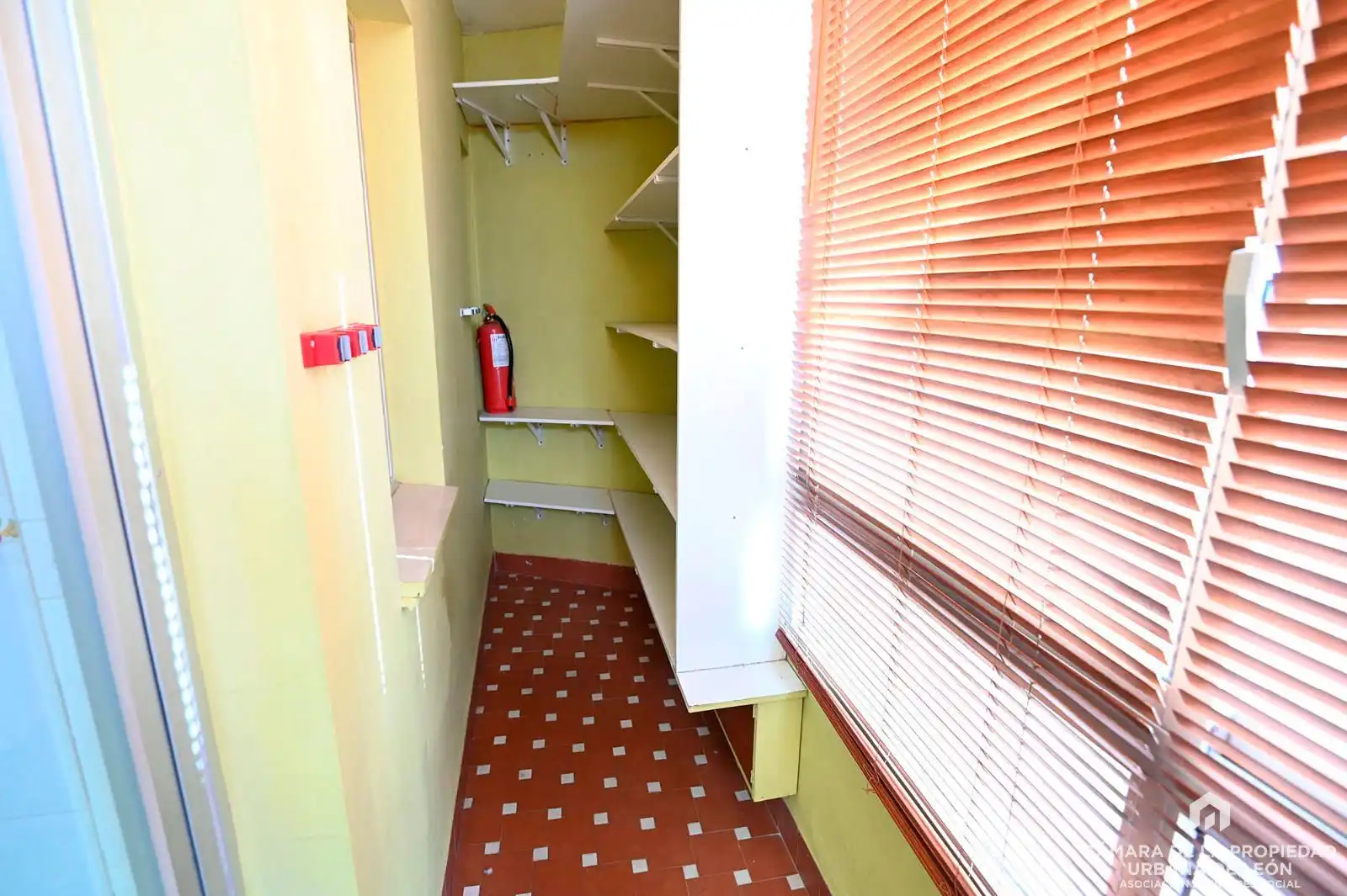 Piso en venta en León Capital  con Calefacción y Trastero