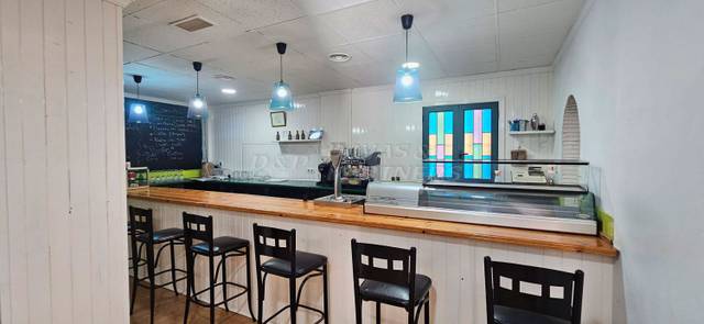 Local comercial en Alquiler en Desamparados - Hurchillo - Torremendo